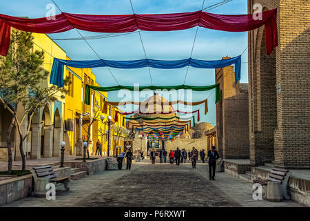 Hakikat Straße. Auf dem Hintergrund der bazar Taki-Zargaron, in Buchara, Usbekistan Stockfoto