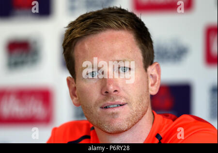 England's Eoin Morgan spricht zu den Medien während einer Pressekonferenz in der Emirates Old Trafford, Manchester. Stockfoto