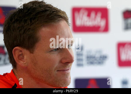 England's Eoin Morgan spricht zu den Medien während einer Pressekonferenz in der Emirates Old Trafford, Manchester. Stockfoto