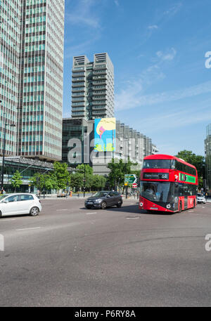 Gary Hume Pecking Vogel in Hampstead Road in der Nähe der Regent's Place, Camden, London, NW1, UK Stockfoto