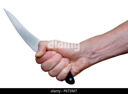 Die Hand mit dem Messer in der Faust. Aggression, Kriminalität oder Selbstverteidigung. Auf weiß isoliert. Stockfoto