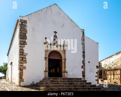 Kapelle Igreja de Santiago am Schloss von Castro Marim, Algarve, Portugal Stockfoto