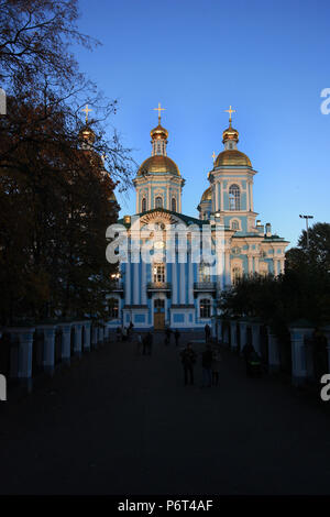 Außenansicht des Heiligen Nikolaus Marine Kathedrale, Dom der Seemann, in St. Petersburg, Russland Stockfoto