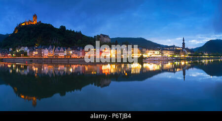 Im Morgengrauen Cochem, Rheinland-Pfalz, Deutschland Stockfoto