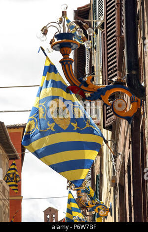 Banner als Teil der Palio di Siena, Toskana - Italien Stockfoto