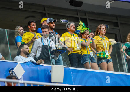 Samara, Russland. 2. Juli 2018. Brasilianische Sänger Caetano Veloso während der Partie zwischen Brasilien und Mexiko das Spiel das Achtelfinale der 2018 FIFA World Cup Finale in der Arena in Samara Samara, Russland, Montag, 02. Foto William Volcov Credit: Brasilien Foto Presse/Alamy leben Nachrichten Stockfoto