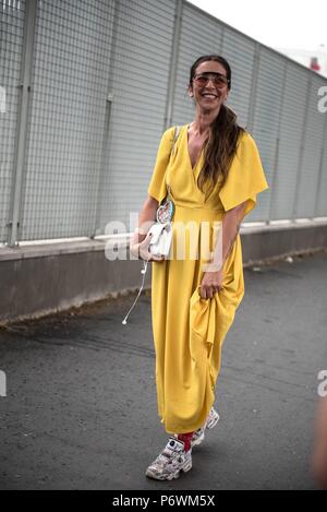 Anastasia posing außerhalb der Start- und Landebahn Vetements zeigen während der Haute Couture Fashion Week in Paris - 1 Juli, 2018 - Foto: Start- und Landebahn Manhattan*** Für die redaktionelle Nutzung nur*** | Verwendung weltweit Stockfoto