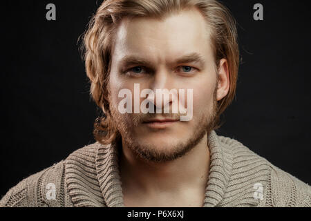 Nahaufnahme Portrait von bärtigen fair haired Stockfoto