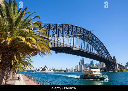Sydney Opera House und die Harbour Bridge, Darling Harbour, Sydney, New South Wales, Australien