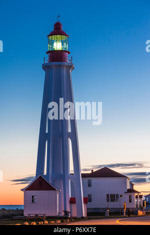 Kanada, Quebec, Region Bas-Saint-Laurent, Rimouski, Pointe au Pere Leuchtturm, Dawn Stockfoto