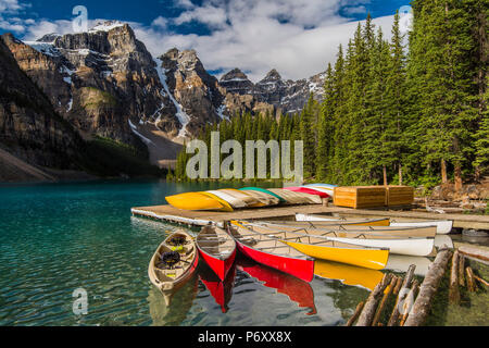 Moraine Lake, Banff Nationalpark, Alberta, Kanada Stockfoto