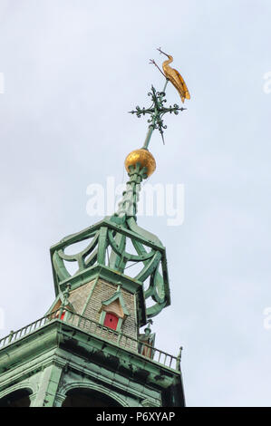 Der Glockenturm von St. James' Church (de Sint-Jacobskerk), Den Haag, Niederlande Stockfoto