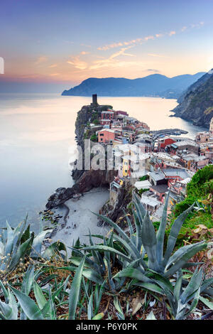 Italien. Ligurien. Parco Nazionale delle Cinque Terre. La Spezia und die Cinque Terre. Vernazza Stockfoto