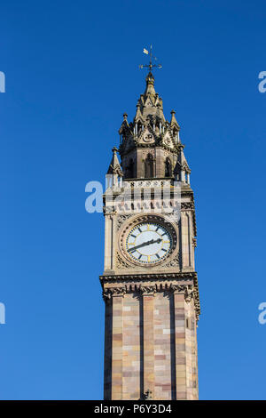 Großbritannien, Nordirland, Belfast, Albert Memorial Clock Stockfoto