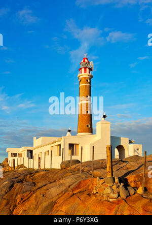 Uruguay, Rocha Abteilung, Blick auf den Leuchtturm in Cabo Polonio. Stockfoto