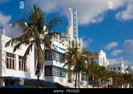 USA, Miami Beach, South Beach, Ocean Drive, Art-deco-Hotels am Morgen Stockfoto