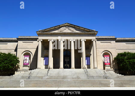 Hauptzugang im neoklassizistischen Stil des Baltimore Museum of Art (BMA), Baltimore, Maryland, USA Stockfoto