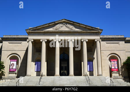 Hauptzugang im neoklassizistischen Stil des Baltimore Museum of Art (BMA), Baltimore, Maryland, USA Stockfoto