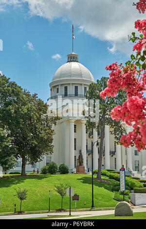 Die Alabama State Capitol Building in Montgomery Alabama ist der Sitz von Alabama Landesregierung in Alabama, USA. Stockfoto