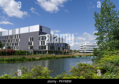 Universität von Northampton, Waterside Campus, eine neue im September 2018 zu öffnen Bauen, Northampton, Großbritannien Stockfoto