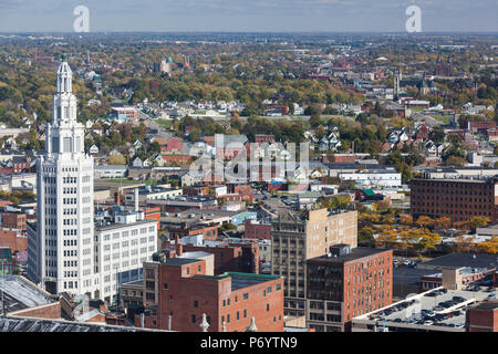 USA, New York, New York, Buffalo, erhöhten Blick auf Downtown und die elektrische Turm Gebäude Stockfoto