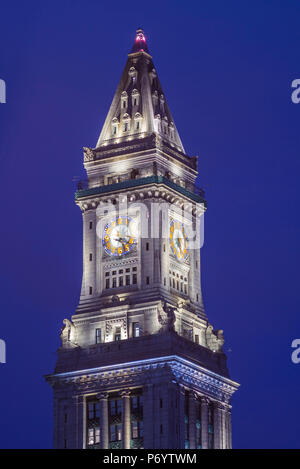 USA, New England, Massachusetts, Boston, Customshouse Tower, Dämmerung Stockfoto