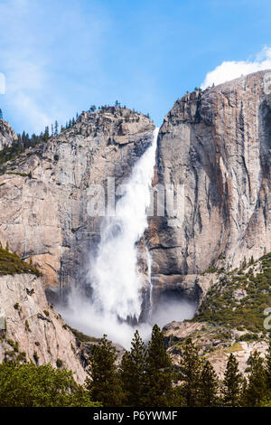 Upper Yosemite Fall, Yosemite National Park, Kalifornien, USA Stockfoto