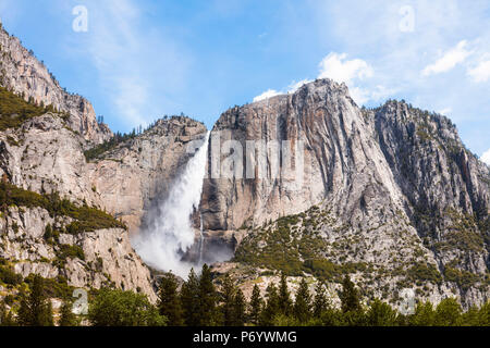 Upper Yosemite Fall, Yosemite National Park, Kalifornien, USA Stockfoto