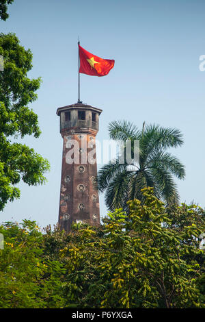 Flagge Tower, Vietnam Militärhistorisches Museum, Ba Dinh District, Hanoi, Vietnam Stockfoto
