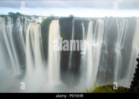 Livingstone, Zambia, Victoria Falls National Park während der Regenzeit (UNESCO-Welterbe) Stockfoto