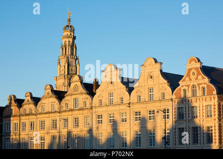 Flämischen Stil Fassaden auf der Grand Place, Arras, Pas-de-Calais, Ile-de-France, Frankreich, Europa Stockfoto