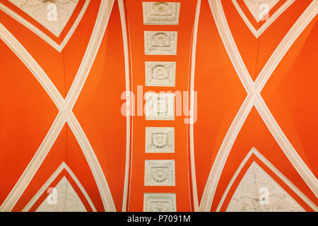 Wand Ornament mit abstrakten Muster in weiss-orange Farbe Stockfoto