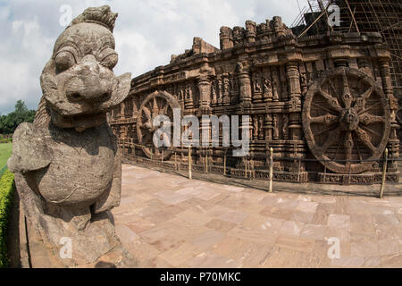 Das Bild des Rad der Wagen von Konark Sonnentempel in Odisha, Indien Stockfoto