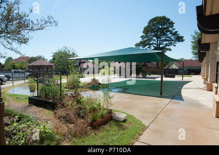 Maxwell AFB, Ala-laufenden Bauarbeiten am Spielplatz für das Kind Development Center, geb. 22. Am 9. Mai 2017. (US Air Force Stockfoto