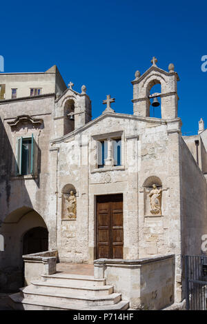 MATERA, Italien - 12. AUGUST 2017: Hl. Biagio Kirche. Sassi von Matera. Basilikata. Die Altstadt ist als UNESCO-Weltkulturerbe. Stockfoto