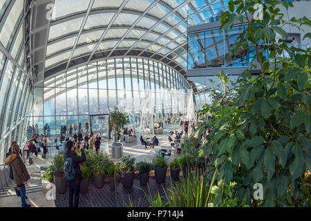 Der Sky Garden am Funkgerät (20 Fenchurch Street), City of London, London, England, Vereinigtes Königreich, Europa Stockfoto