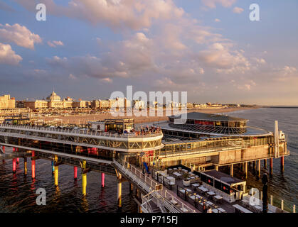 Pier in Scheveningen, Den Haag, Südholland, Niederlande, Europa Stockfoto