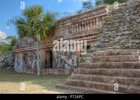 Maya Ruinen, Cabapak Gruppe, Puuc Stil, Chacmultun Archäologische Zone, Chacmultan, Yucatan, Mexiko, Nordamerika Stockfoto