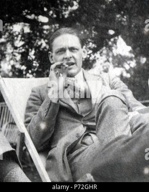 Englisch: Eliot, an einem Sonntag Nachmittag im Jahr 1923 fotografiert von Lady Axeline Morrell. 1923 52 T.S. Eliot, 1923 Stockfoto