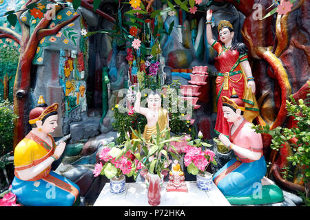 Prinz Siddharta Gautama Buddha, wie ein Kind, Phap Van buddhistischen Tempel, Ho Chi Minh City, Vietnam, Indochina, Südostasien, Asien Stockfoto