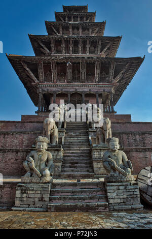 Nyatapola Ngatapola Siddhi Lakshmi Tempel (Tempel), taumadhi Tole Square, UNESCO-Weltkulturerbe, Bhaktapur, Nepal, Asien Stockfoto
