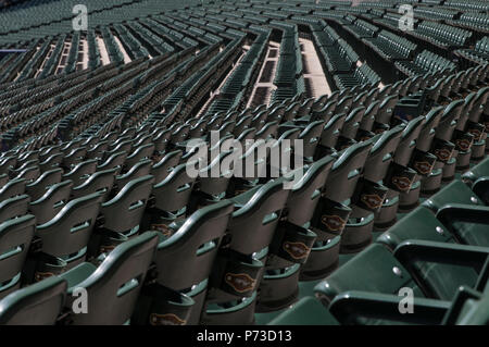 Milwaukee, WI, USA. 3. Juli 2018. Ein Bild des Stadions sitzen vor der Major League Baseball Spiel zwischen den Milwaukee Brewers und die Minnesota Twins am Miller Park in Milwaukee, WI. John Fisher/CSM/Alamy leben Nachrichten Stockfoto