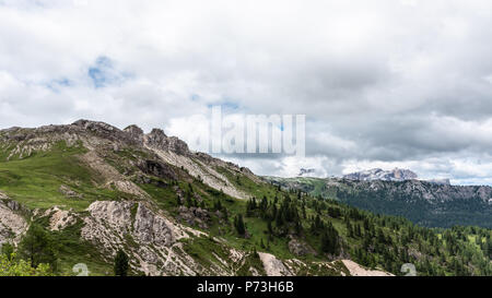 Schloss von Taufers und Val Aurina Stockfoto