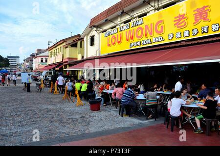 Berühmte chinesische Lebensmittel Straße Restaurants und Einkaufsviertel Jalan Yau Tet Shin Ipoh Malaysia Stockfoto