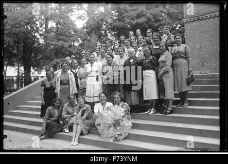 67 Narcyz Witczak-Witaczy ński-Rodzina Wojskowa - pożegnanie pułkownikowej Królickiej (marii Ostoyskiej) (107-886-3) Stockfoto