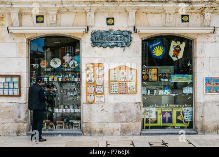 Burgos, Spanien - 13. Juni, 2018: Camino de Santiago Jakobsweg Fachgeschäft Catering für die Pilger in Burgos, Spanien Stockfoto