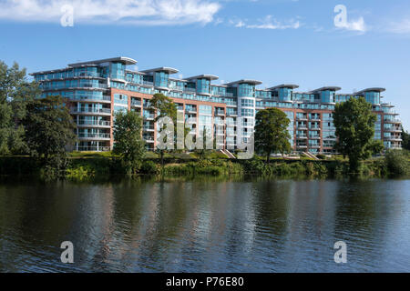 Apartments neben dem Wasser auf River Crescent, Waterside Weg in Nottingham, England, Großbritannien Stockfoto