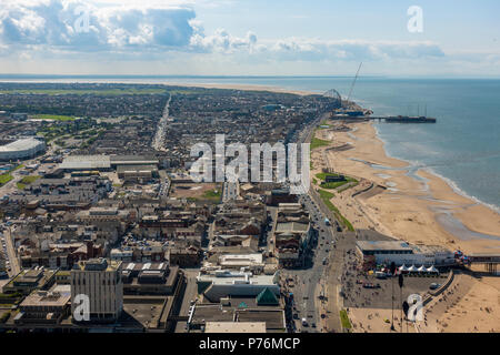 Blick von oben am Blackpool Tower Stockfoto