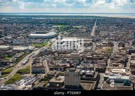 Blick von oben am Blackpool Tower Stockfoto