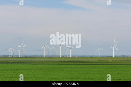 Windturbinen der Little Cheyne Court Wind Farm Romney Marsh in der Nähe Von Camber. Camber, East Sussex, Großbritannien Stockfoto